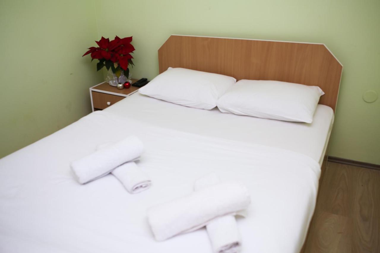 Zmajevac Fruska Gora Motel Novi Sad Dış mekan fotoğraf
