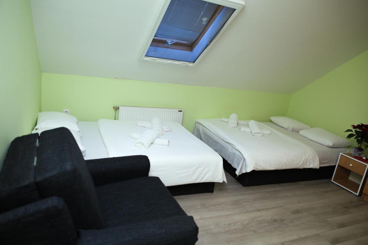 Zmajevac Fruska Gora Motel Novi Sad Dış mekan fotoğraf
